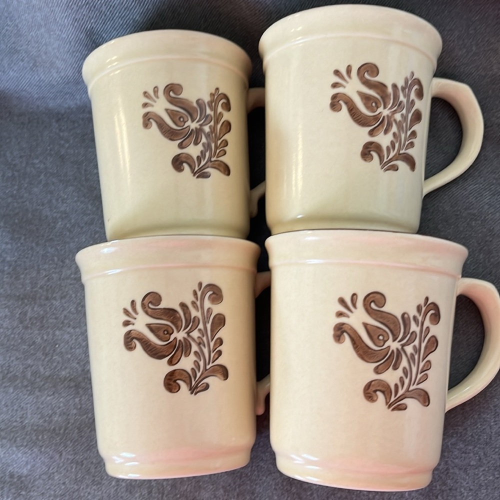 Pfaltzgraff set of 4 Mugs-10oz - Picture 4 of 7